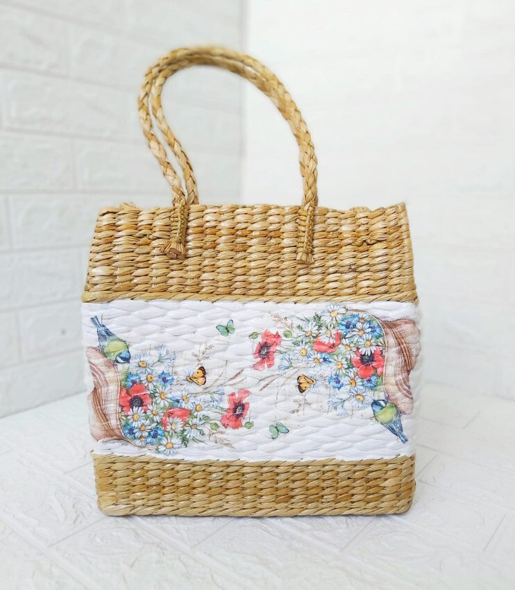 Wicker tote 2024