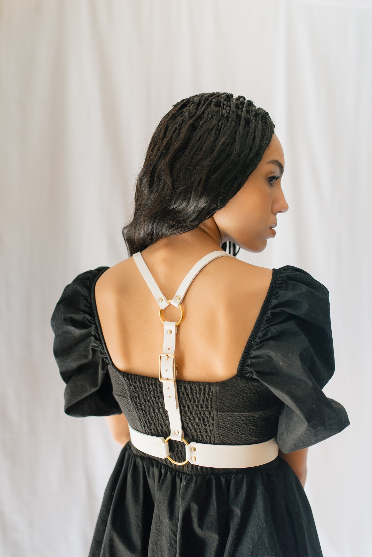Simple Cactus Leather Chest Harness | MakerPlace by Michaels display picture 1