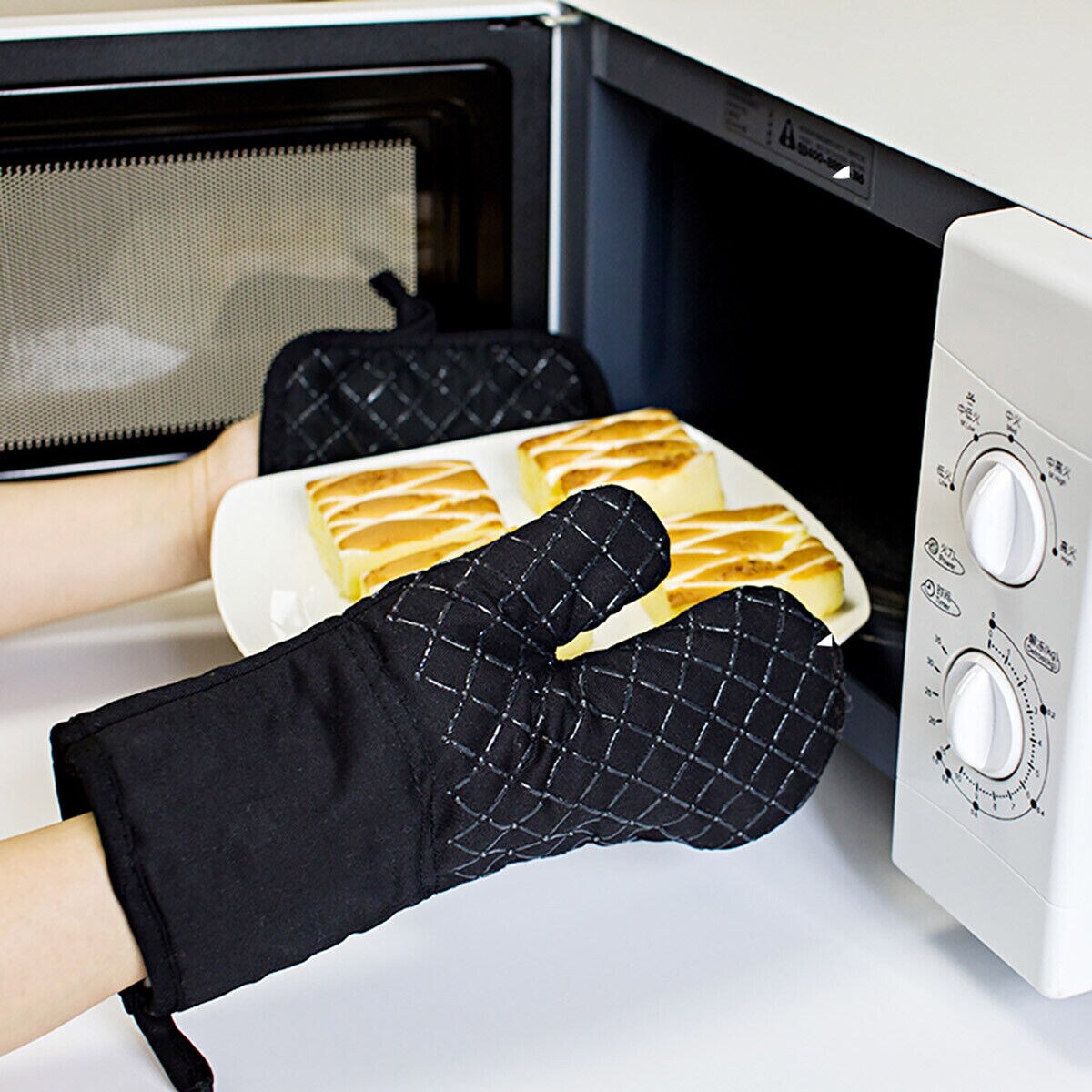 Silicone Oven Mitts and Cooking Gloves 4 pcs