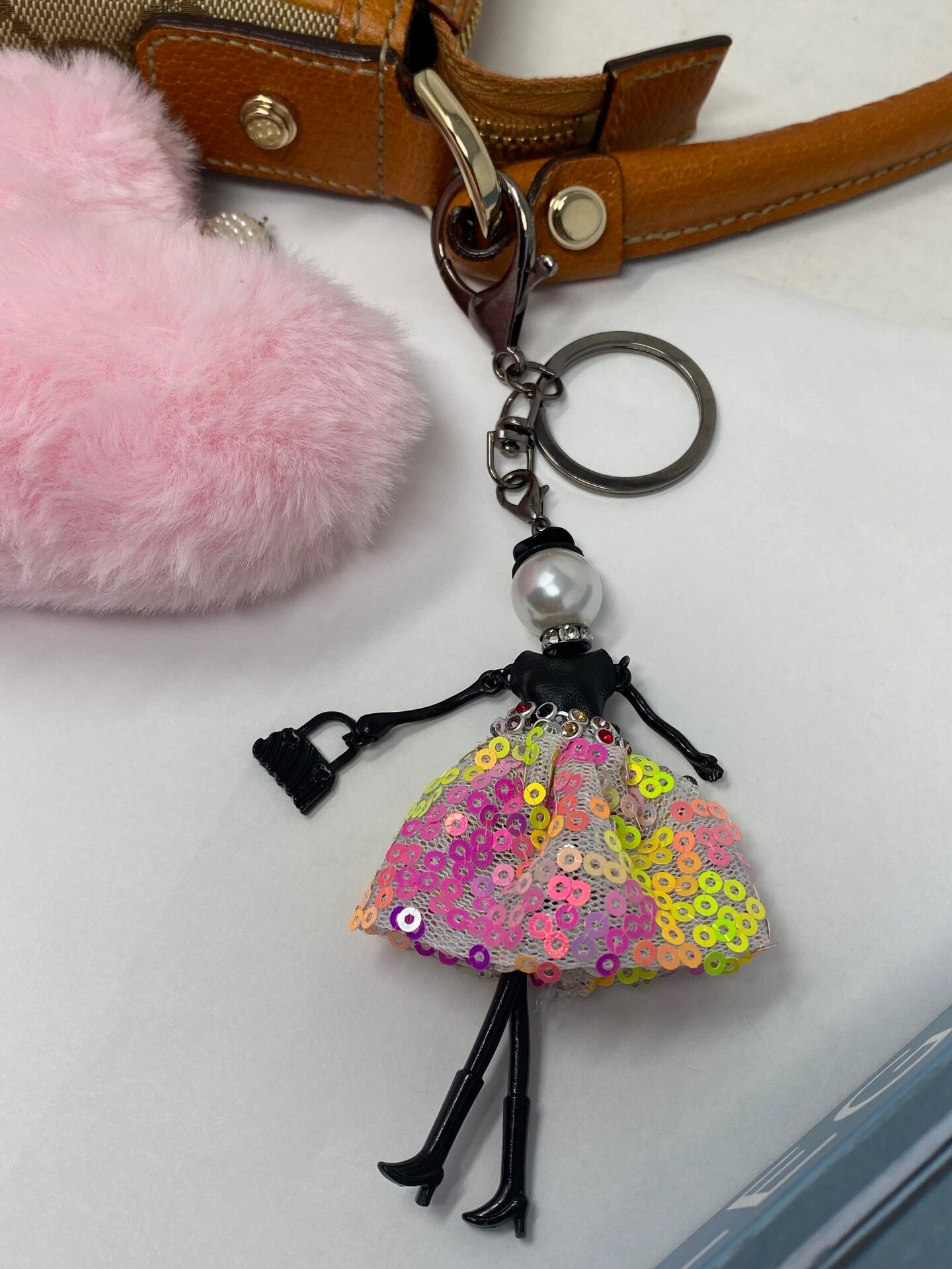 Wrapables Hanging Fashionista Doll Keychain, Crystal Rhinestone Keyring Bag Charm, Pink & Yellow Sequins