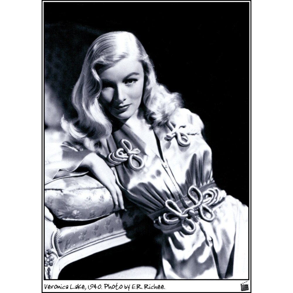 Posterazzi Veronica Lake - 1940  Photo by E.R. Richee Photo Print (8 x 10) - Item  DAP18515