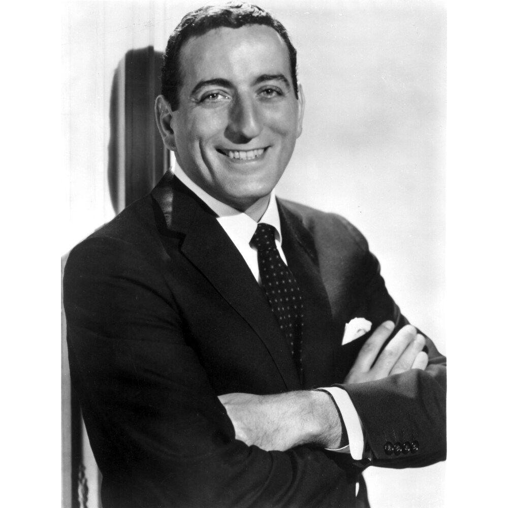 Posterazzi Tony Bennett Photo Print