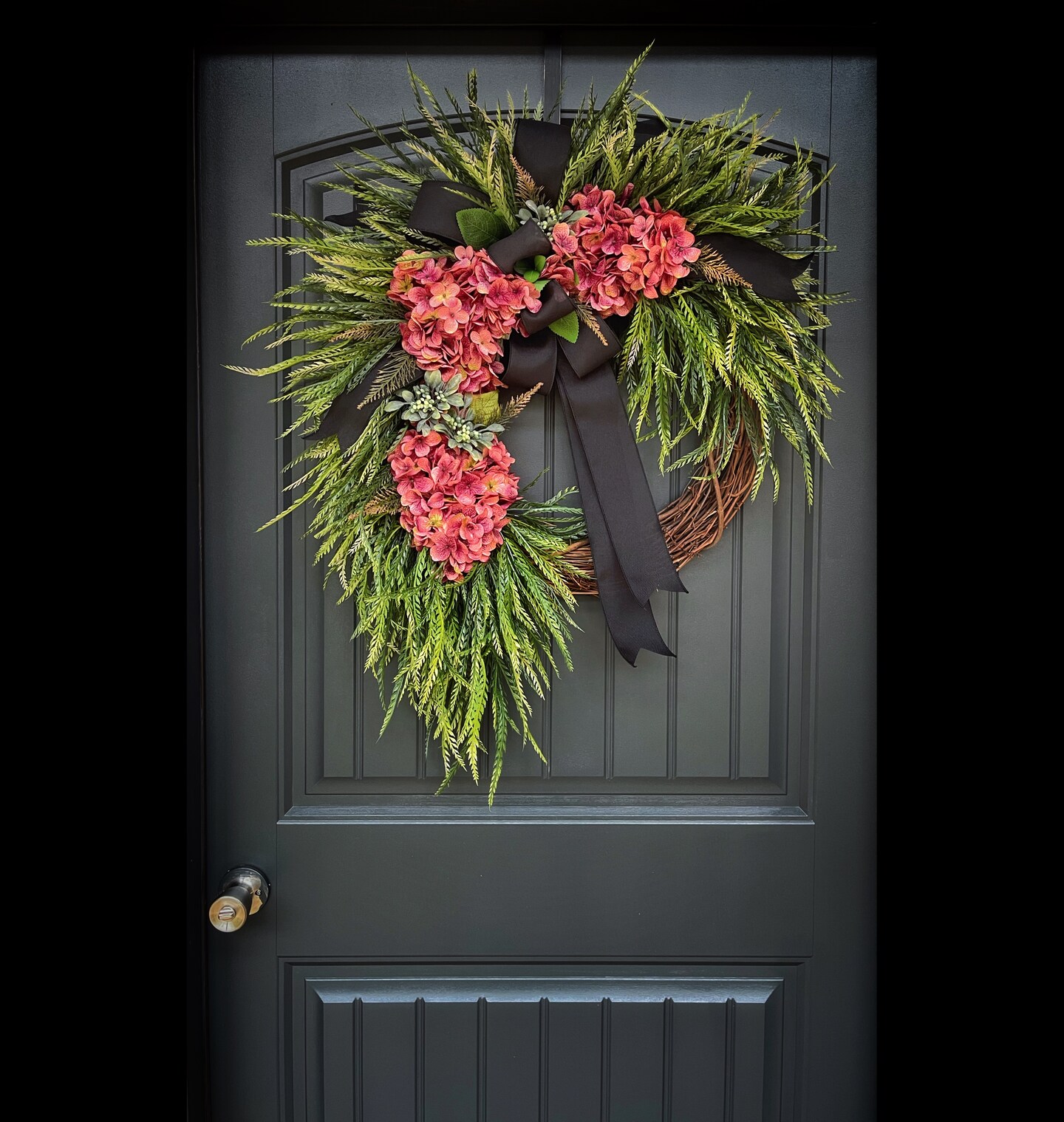 Front Door Decor | Welcome | Wreath | Year Round Wreath | Door Hanger | Front Door Wreath | Housewarming Gift | Home on sale Decor | Realtor Gift