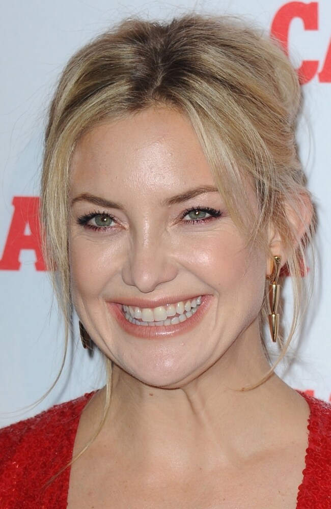 Posterazzi Kate Hudson At Arrivals For 2016 Campari Calendar Red Carpet Event Photo Print