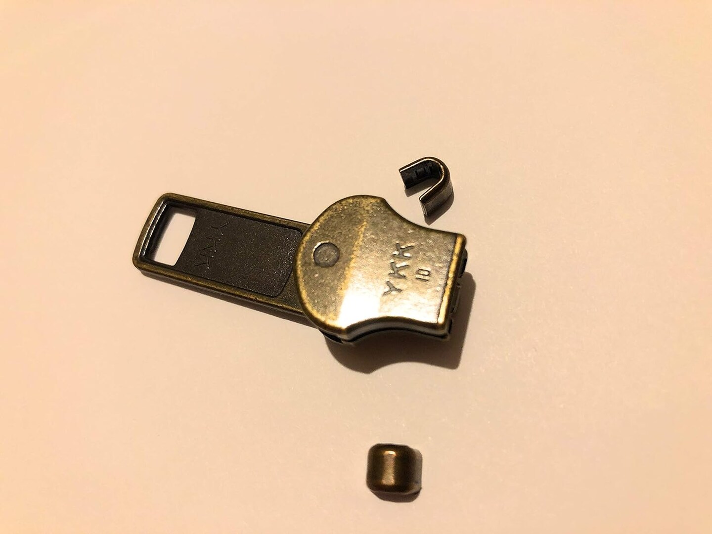 YKK&#xAE; Zipper Repair Solution YKK #10 Antique Brass Slider (1 Slider/Pack)