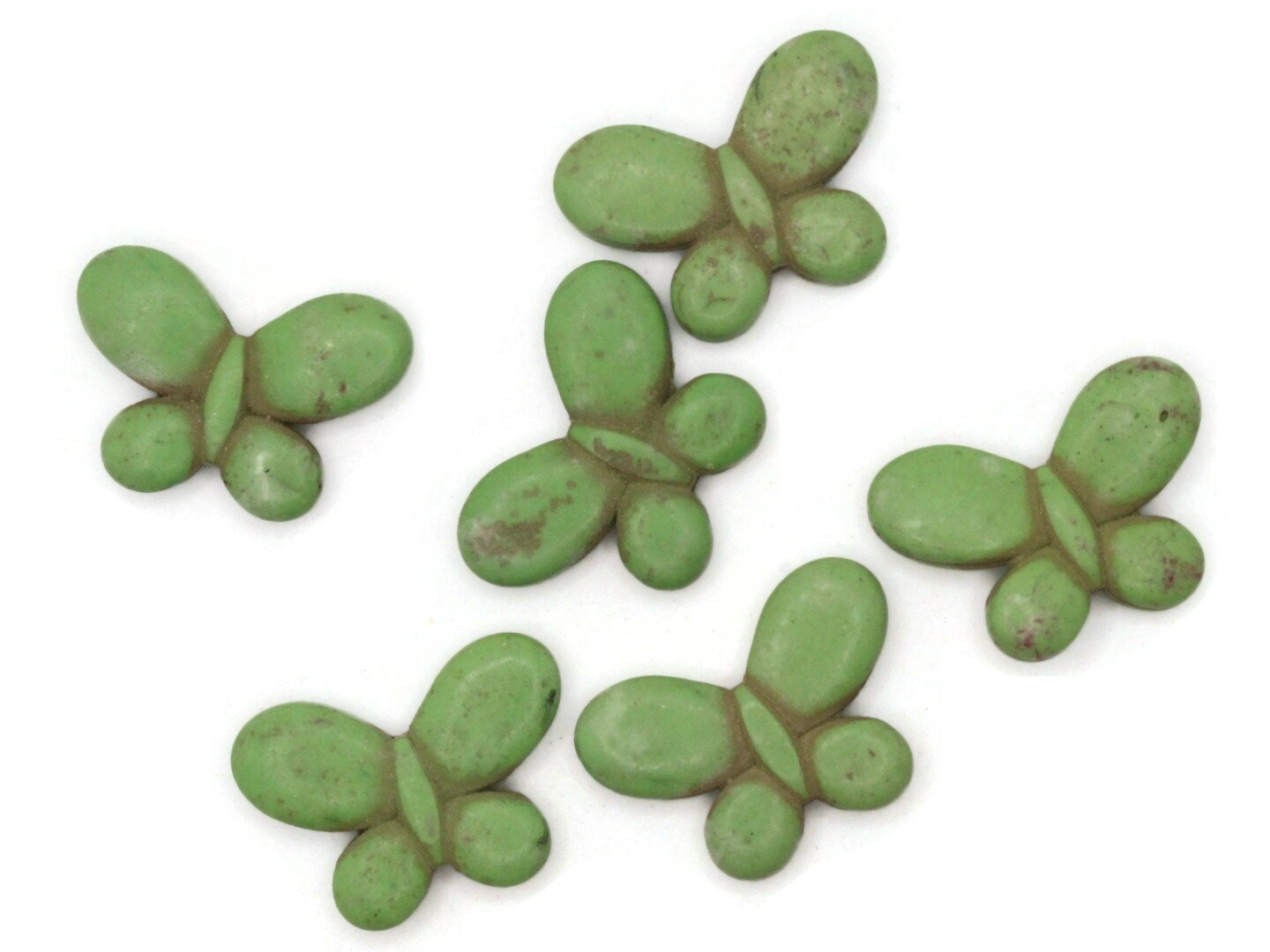 6 35mm Butterfly Dyed Green Synthetic Turquoise Stone Beads