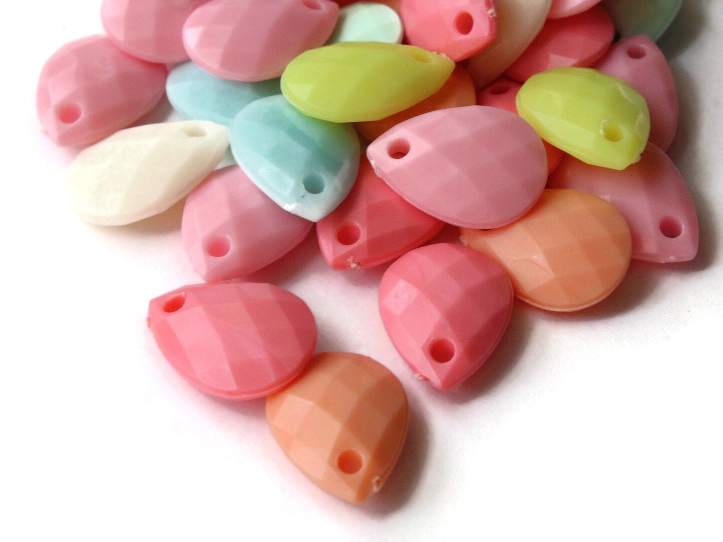 50 18mm Mixed Color Pastel Plastic Faceted Briolette Beads