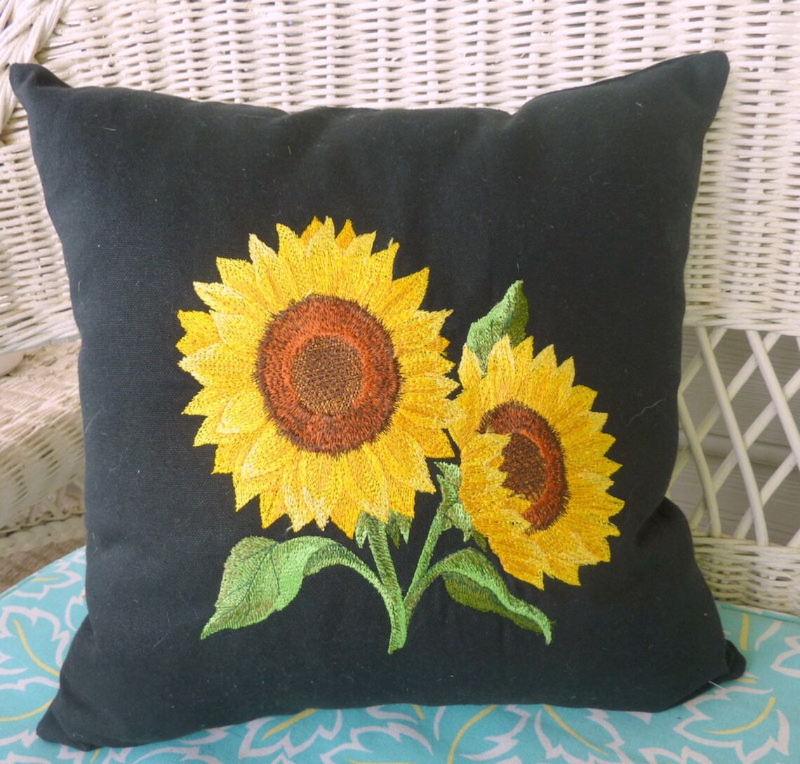 Sunflower Pillow cover, Embroidered pillow cover, Farmhouse décor