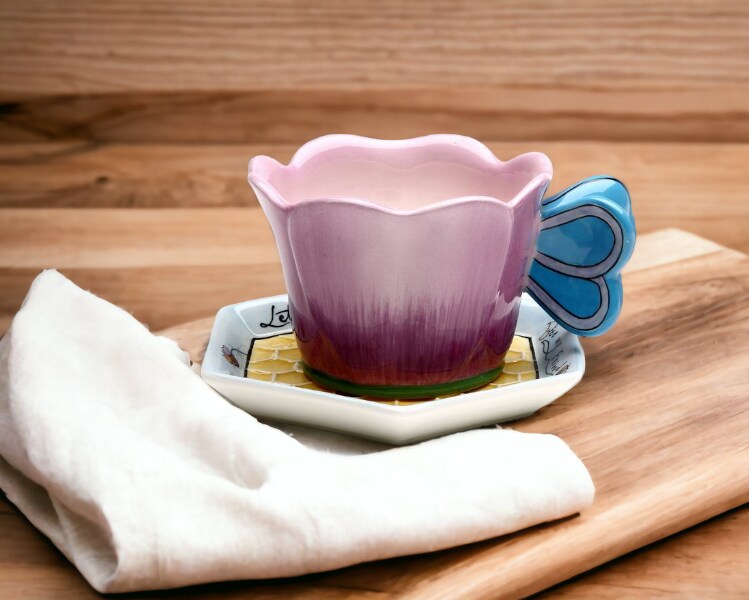 Ceramic Flower Teacup and Honeycomb Saucer, Gift for Her, Gift for Mom, Gift for Friend or Coworker, Tea Party D&#xE9;cor, Caf&#xE9; Decor