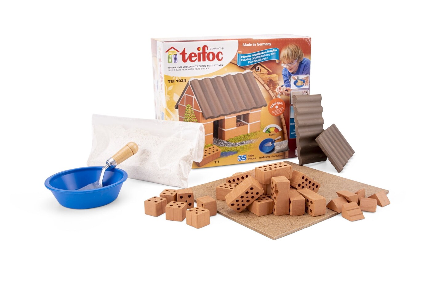Teifoc Small Family House
