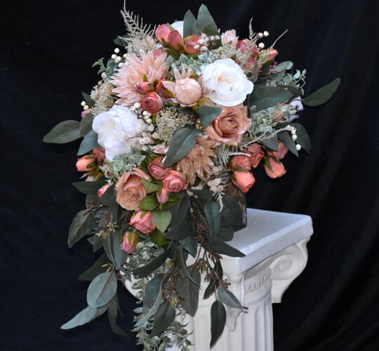 Cascade Pink 2024 Tan White Wedding Bouquet