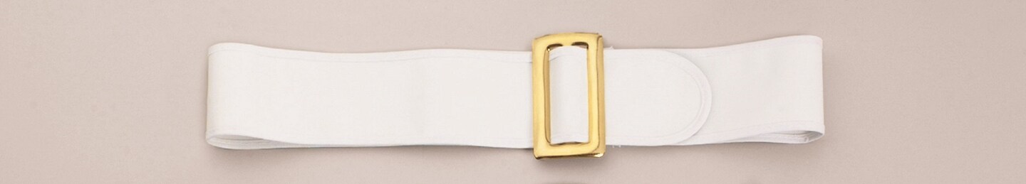 The Costume Center White and Gold Vinyl Pixie Belt with Buckle &#x2013; Size Small