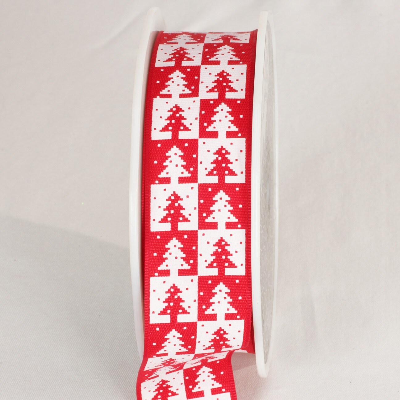The Ribbon People Red and White Christmas Trees Wired Craft Ribbon 1.5" x 27 Yards