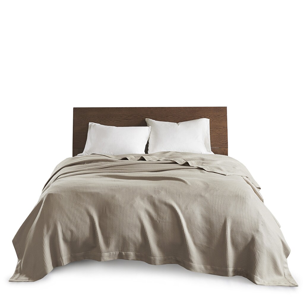Gracie Mills Caitlin Pure Comfort Egyptian Cotton Blanket - Grace-9812