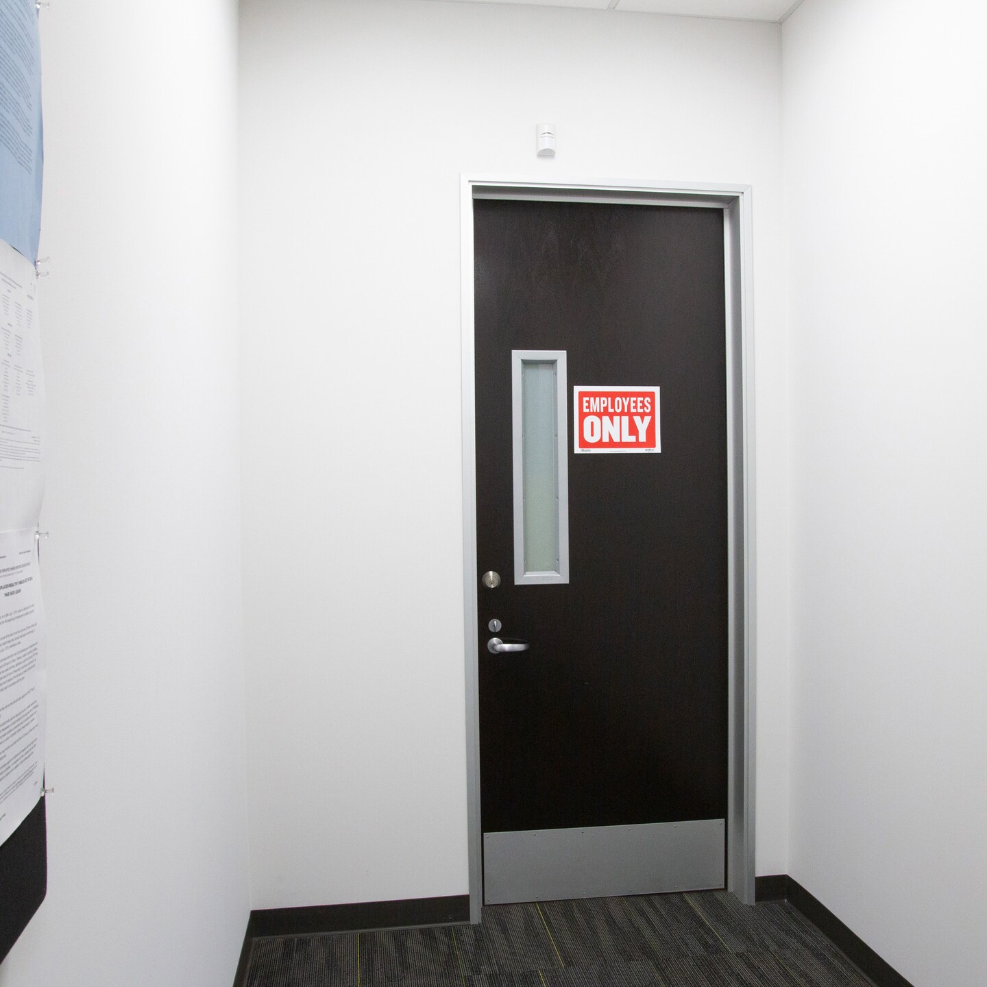 BAZIC 9&#x22; x 12&#x22; Security Notice Sign