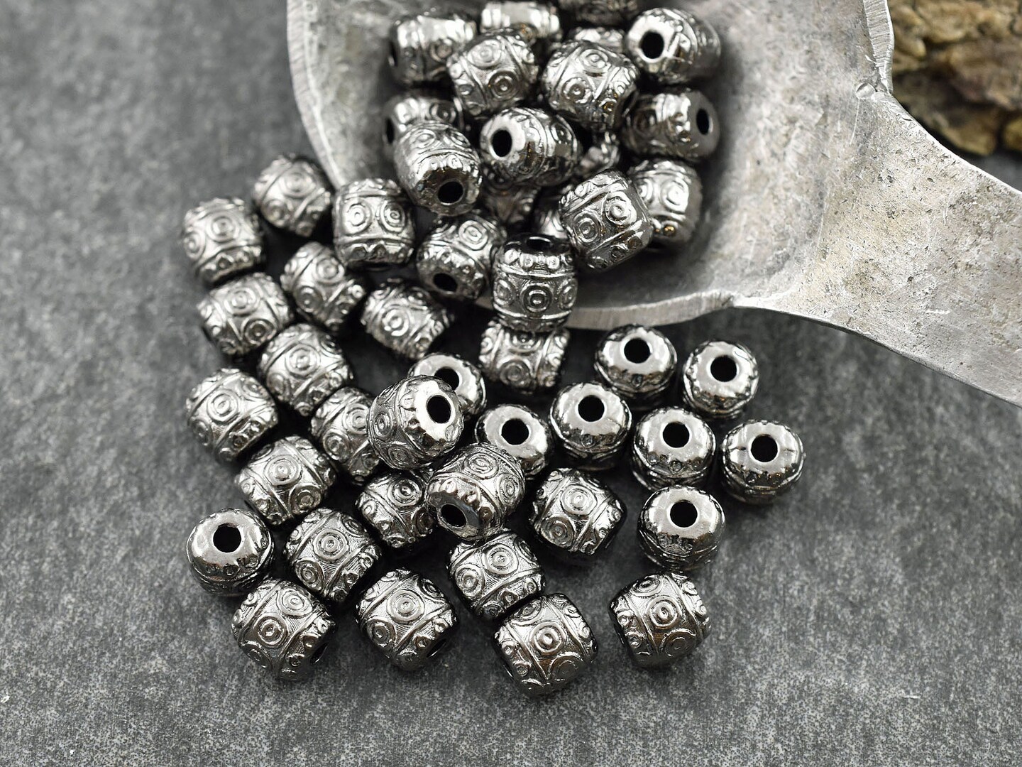 *50* 6x5mm Gunmetal Barrel Beads