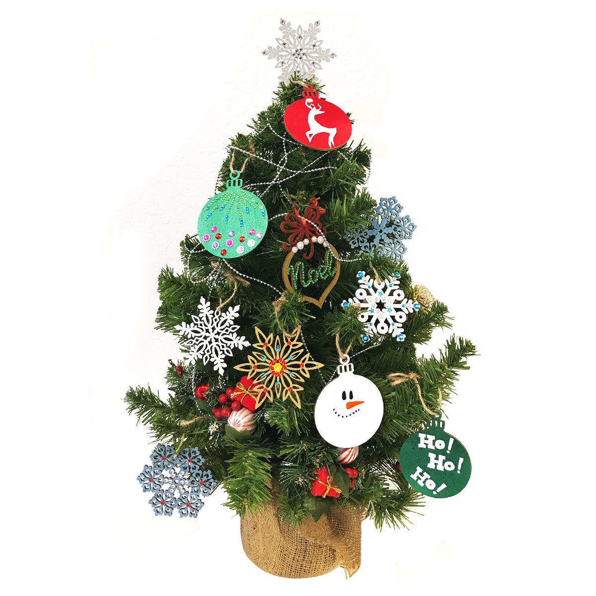Wrapables Christmas Inspiration Wooden Ornament Hanging Tags (Set of 16)