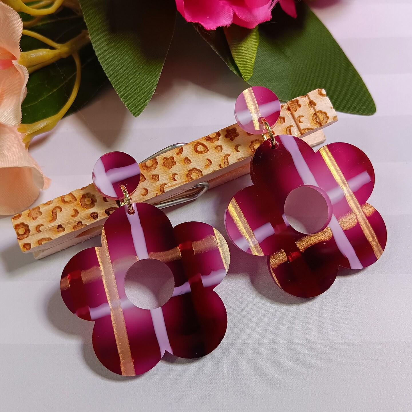 Totally 90s Pink Red and Gold Plaid Daisy Flower Dangle Stud