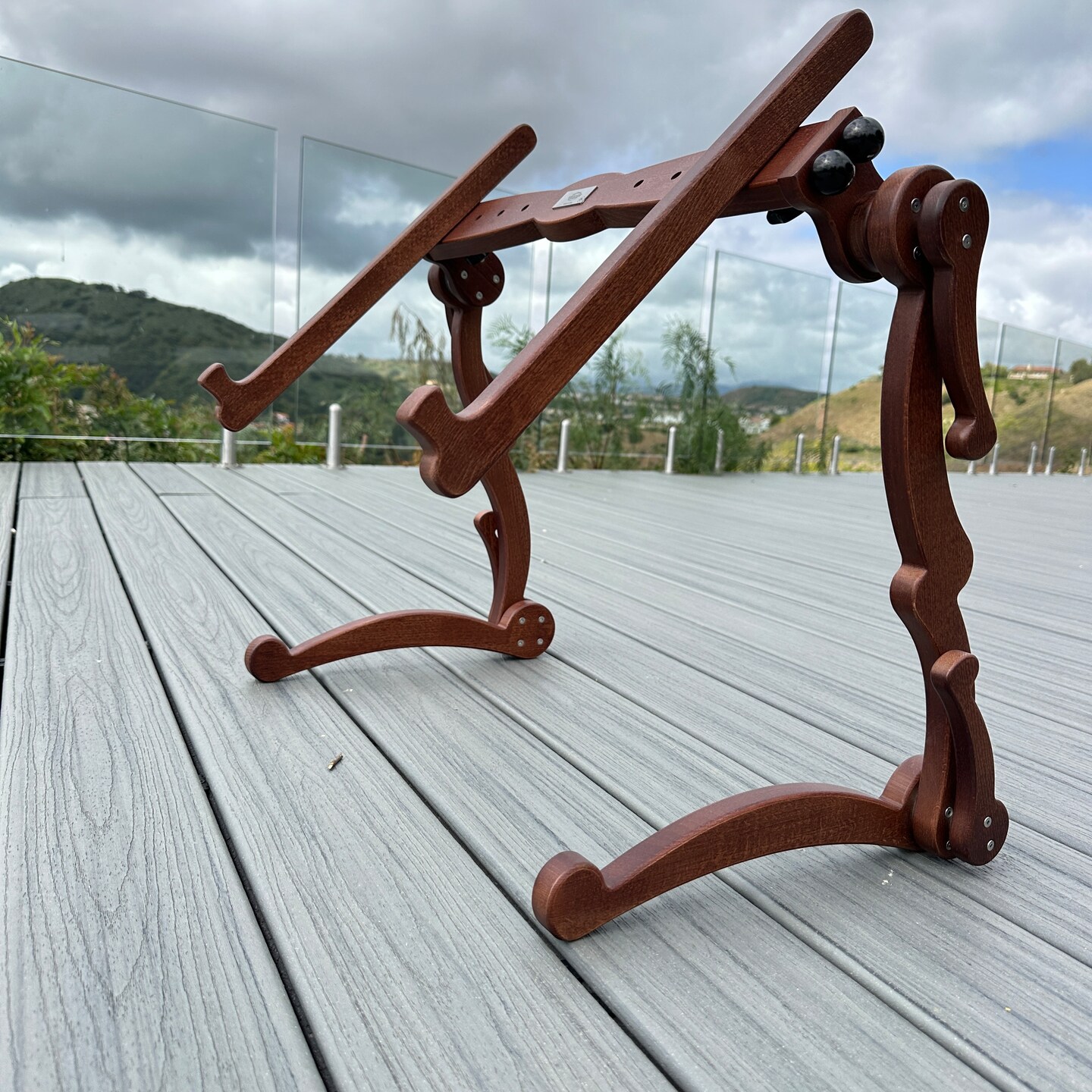 Embroidery frame and Q-Snap stand 