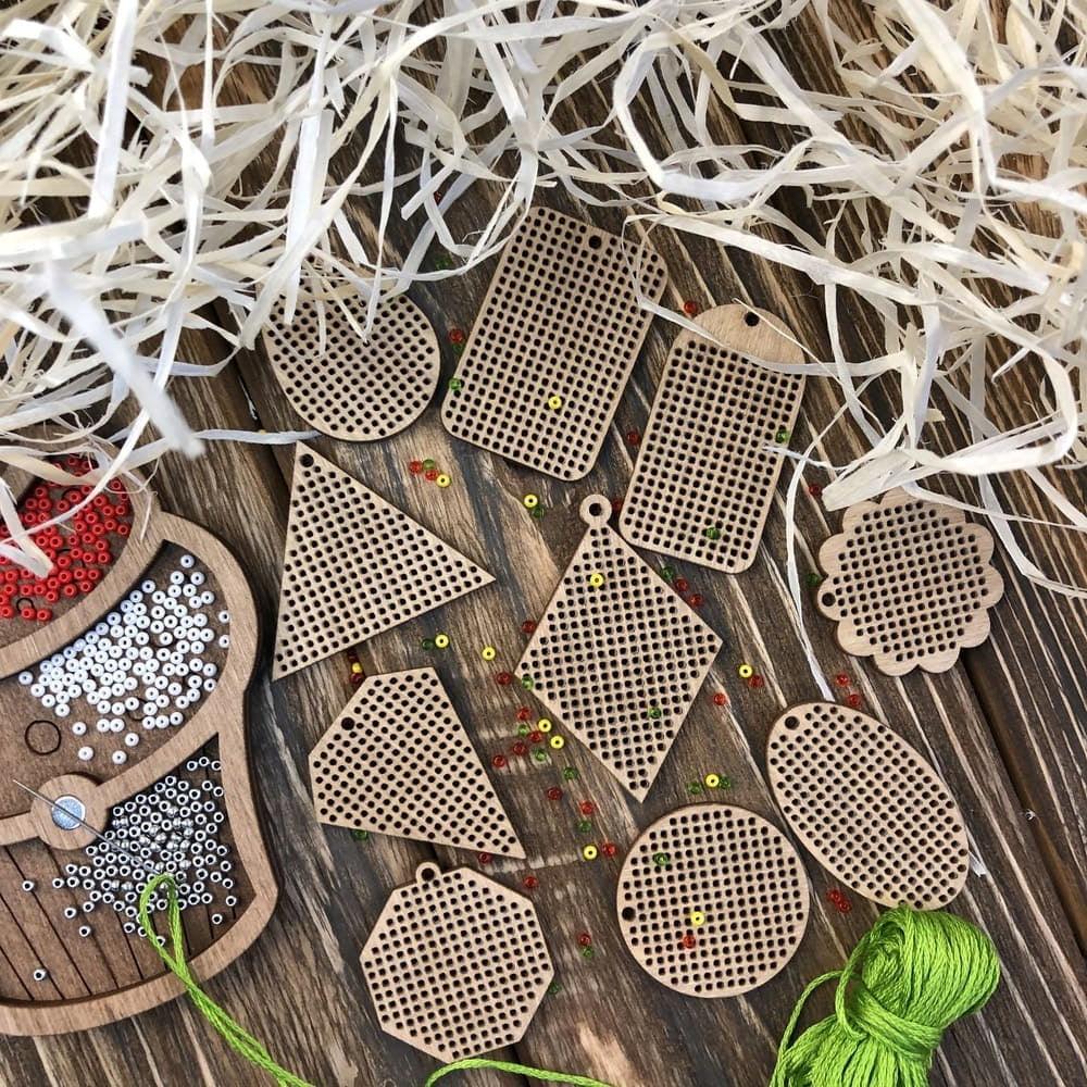 Set of blanks for embroidery on wood