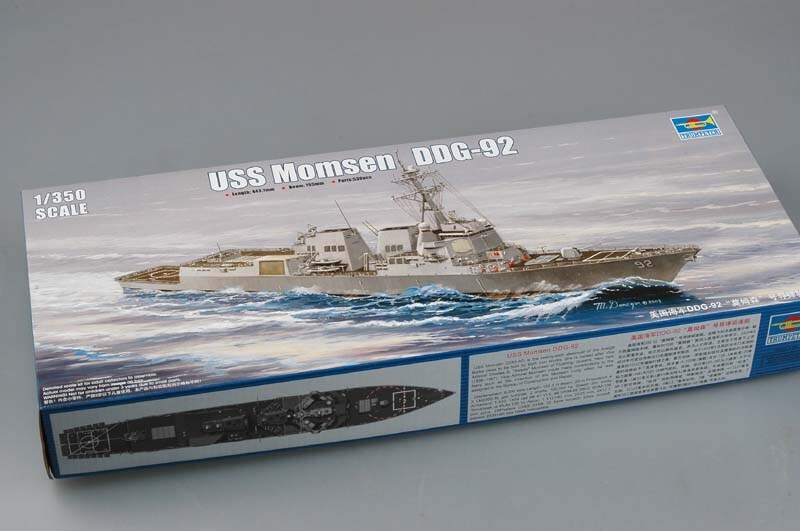 Trumpeter  1/350 MOMSEN DDG-92 1/350 Plastic Model