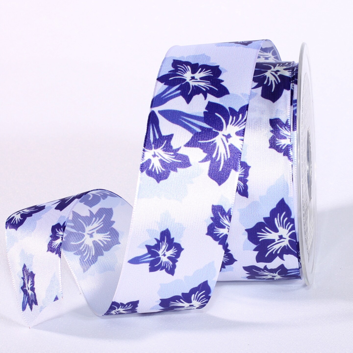 The Ribbon People Alpine Flower Wired Craft Ribbon - 1.5&#x22; x 27 Yards - Light Blue and White