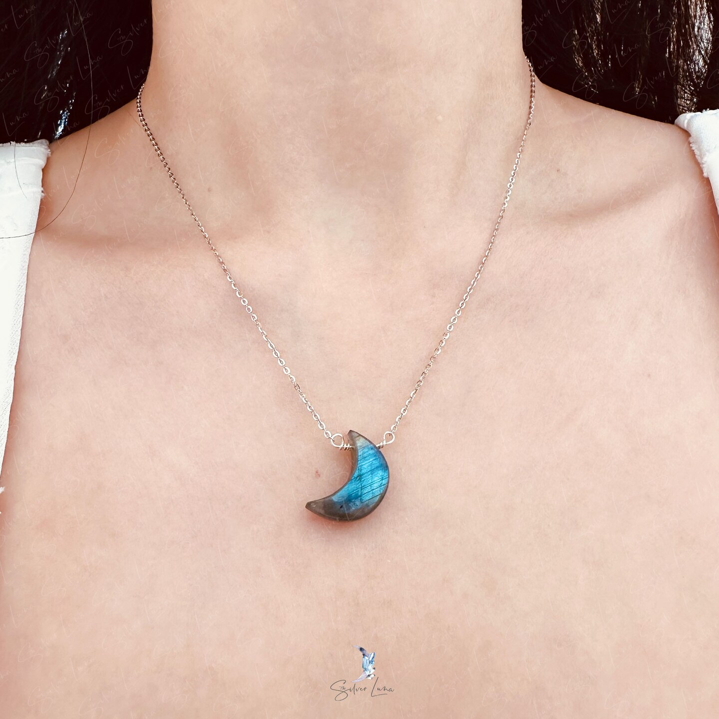 Mystic moon Labradorite pendant necklace in 925 sterling silver