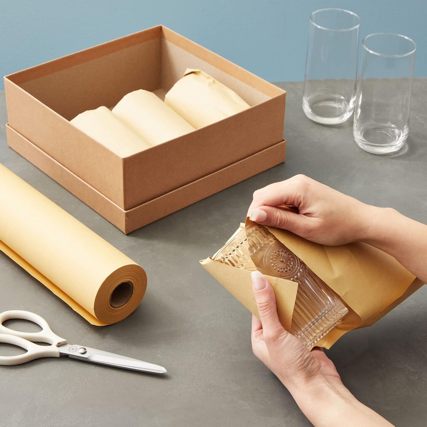 Kraft Paper Roll 10 x 1200 In, Plain Brown Shipping Paper for Gift Wrapping, Packing, DIY Crafts, Bulletin Board Easel (100 Feet)