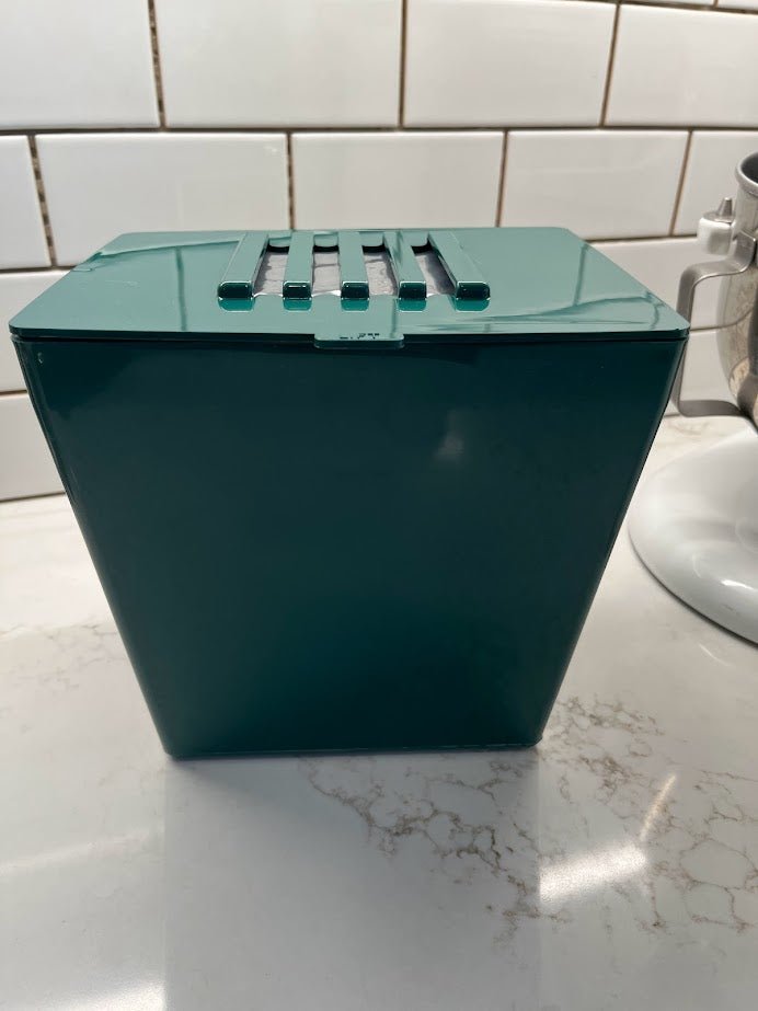 Kitchen Counter Compost Keeper - Green