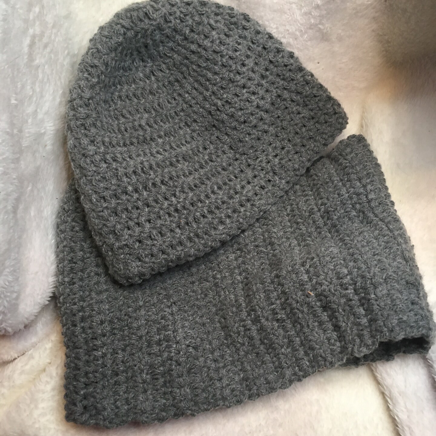 Crochet Hat and Cowl Set (cool good grey)