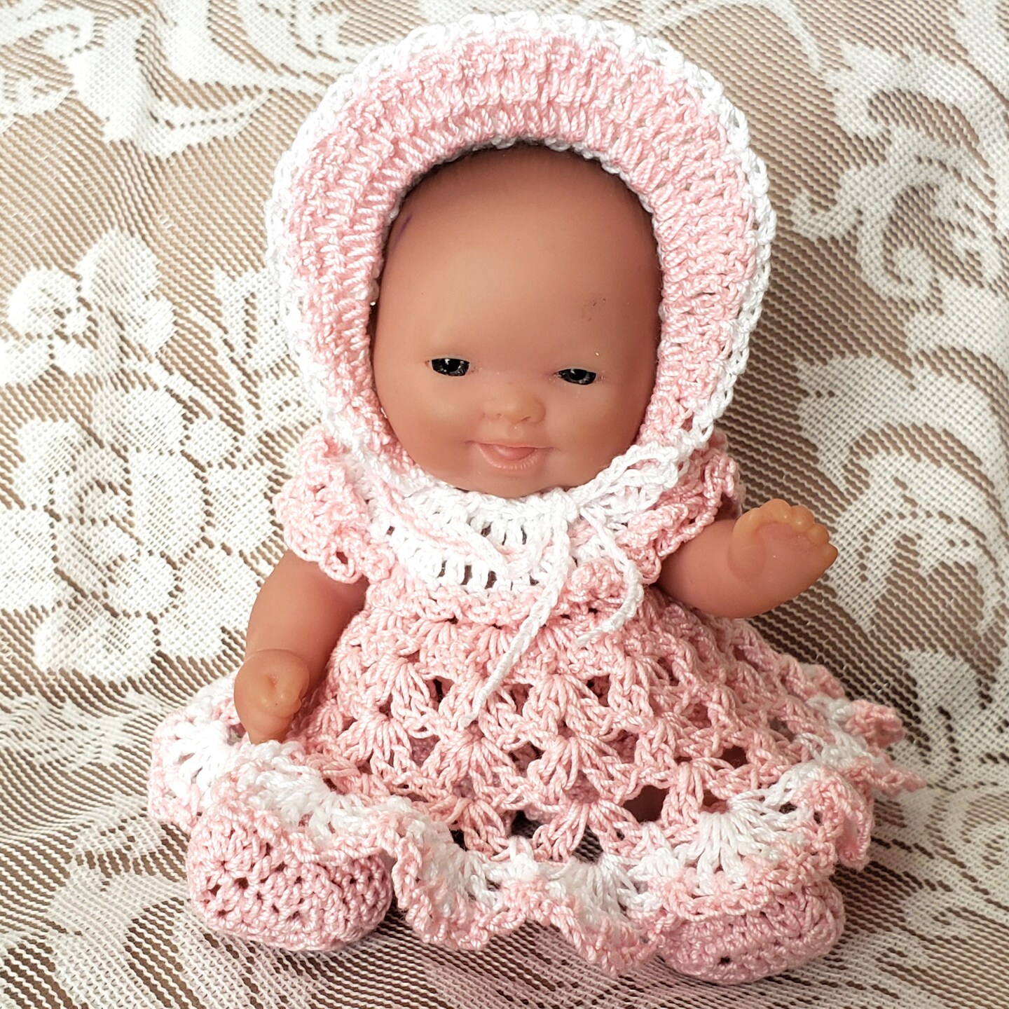 Free crochet patterns for 5 inch doll clothes online