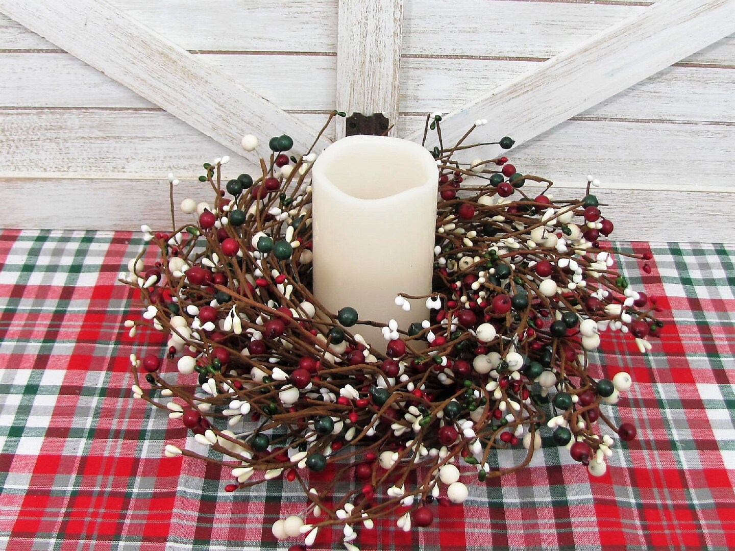 Red and Cream Pip Berry Garland