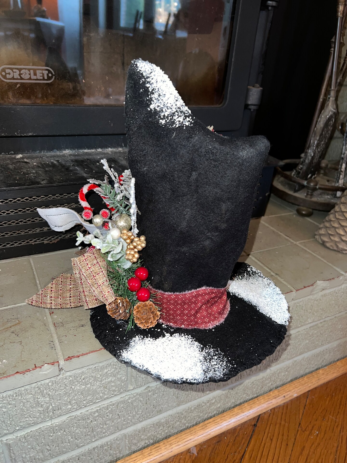 Christmas Decor Farmhouse Primitive Home Accent Snowman Hat Frosty