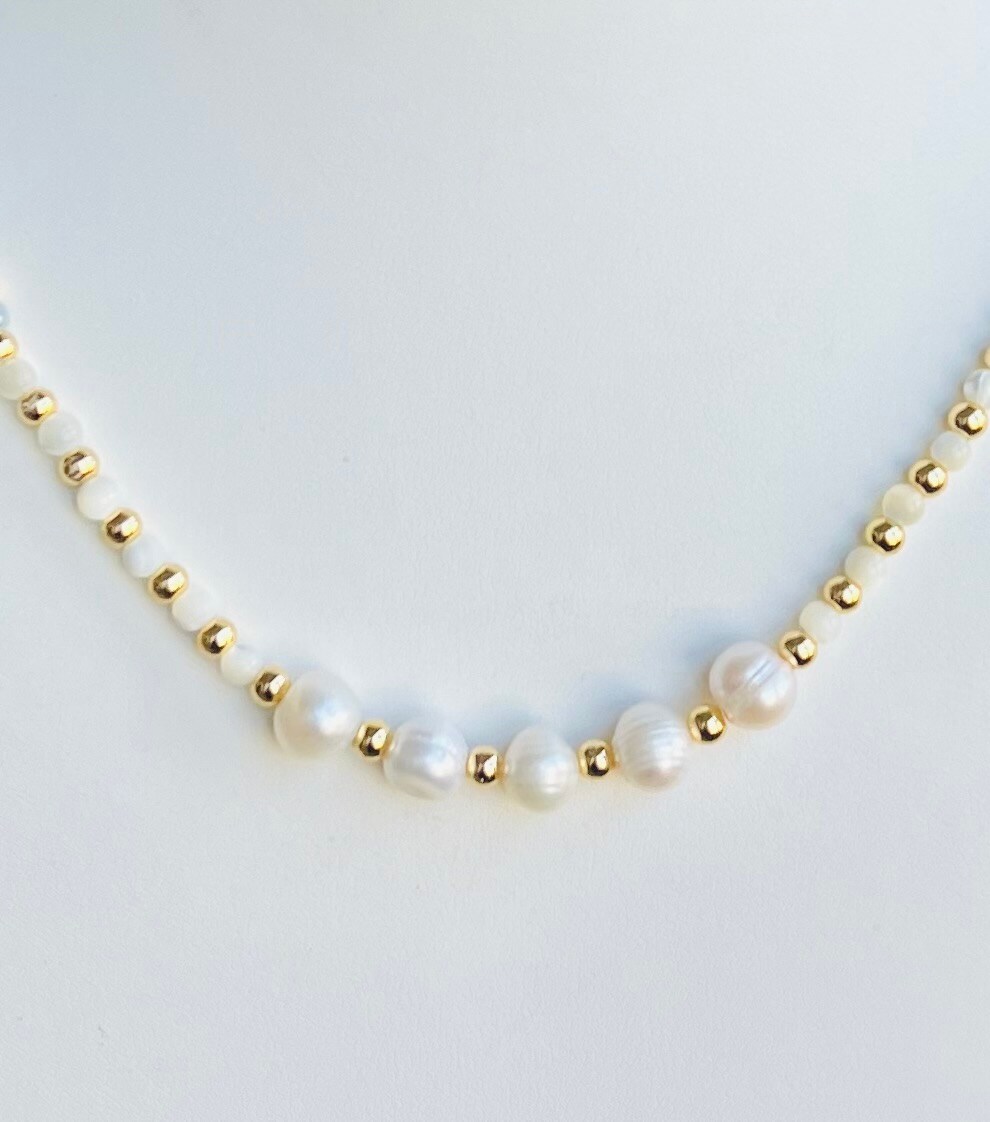 SUTTONRAL 14K Gold Oval Olive Bead & Freshwater Pearl Necklace - 18 Inch Adjustable Clavicle Chain - View #3