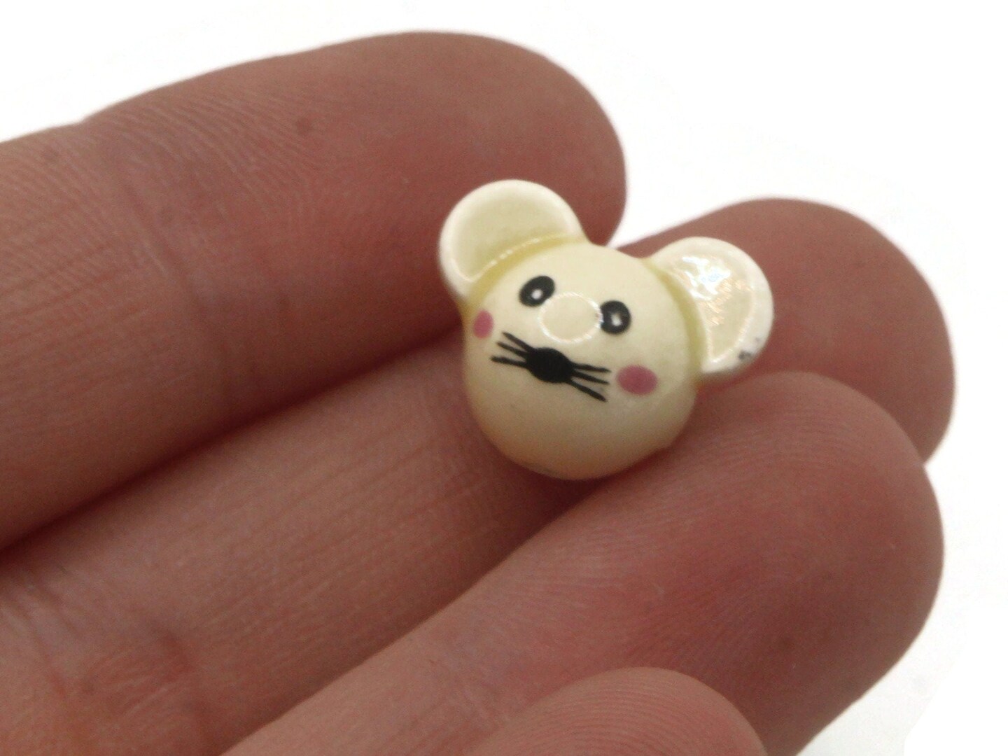 4 Porcelain Mouse Head Creamy Yellow Porcelain Glass Animal Beads