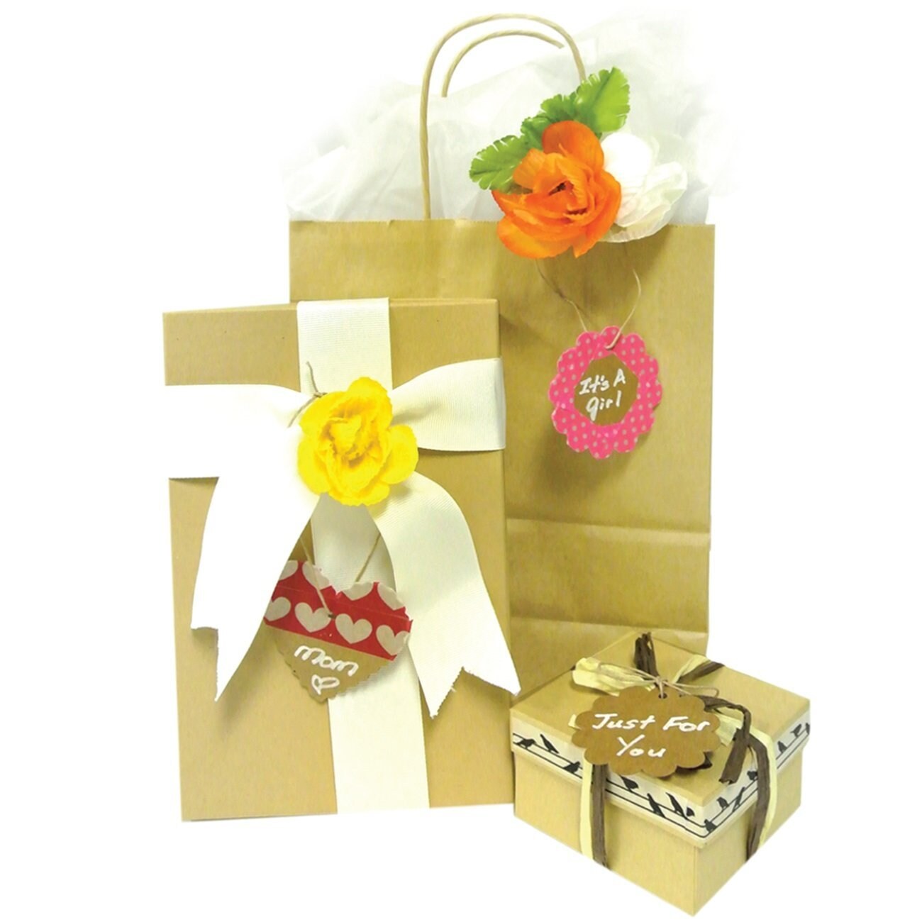 Wrapables 50 Gift Tags/Kraft Hang Tags with Free Cut Strings for Gifts, Crafts &#x26; Price Tags, Large Scalloped Edge, White