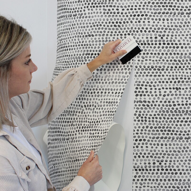 Tempaper Moire Dots Peel and Stick Wallpaper Black/White