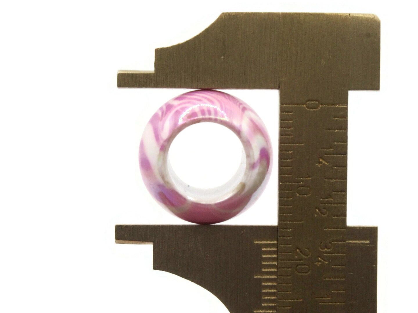 10 17mm Large Hole Macrame Pink Marbleized Round Plastic Beads