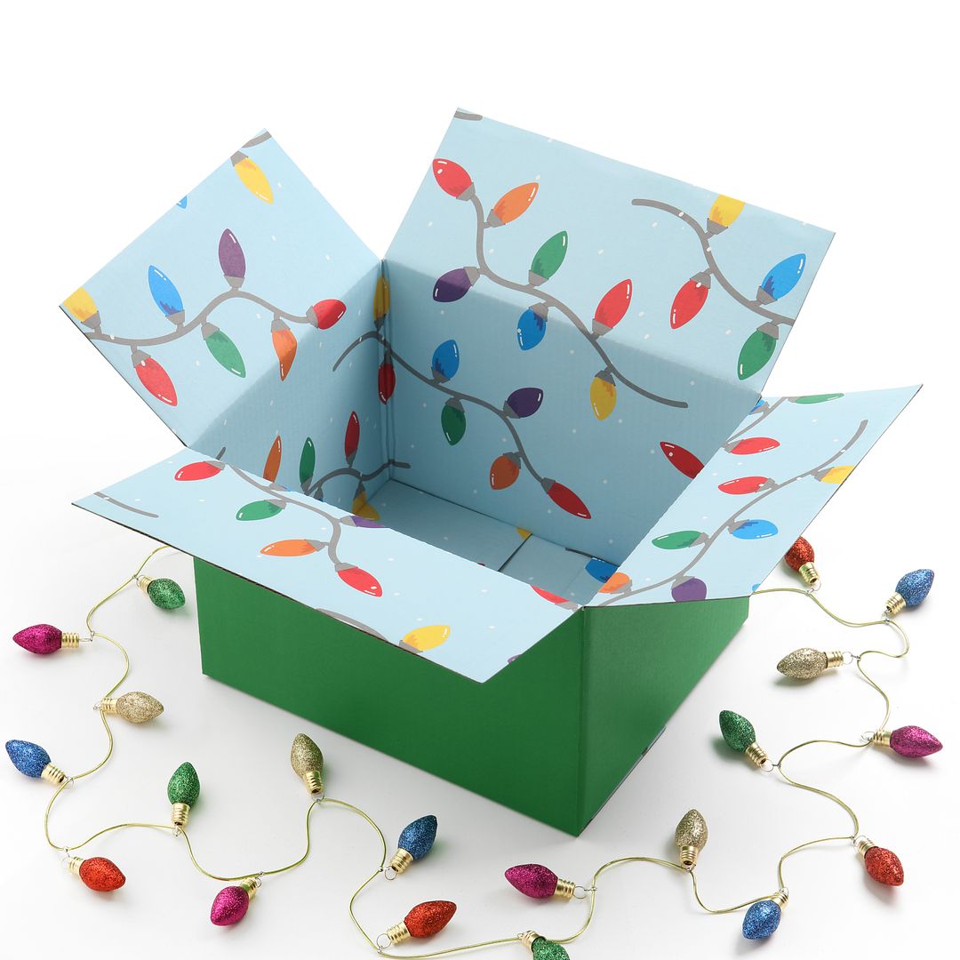 Great Papers! Giftin Shipping Box, Holiday Lights, 12&#x22; x 10&#x22; x 1/8&#x22; (assembled), Printed Inside and Out, 2-Pack