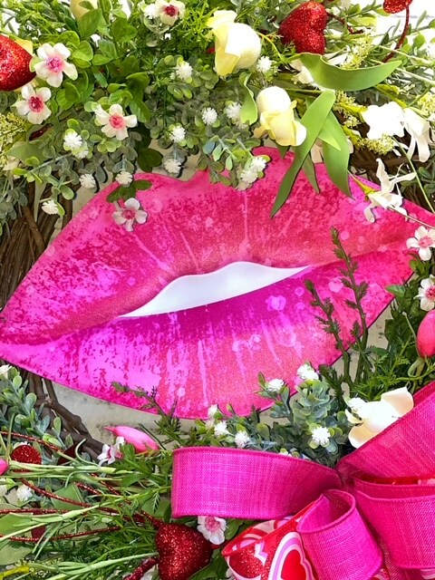 Valentine Wreath, Pink Valentines Day Wreath, Hot Pink Lips