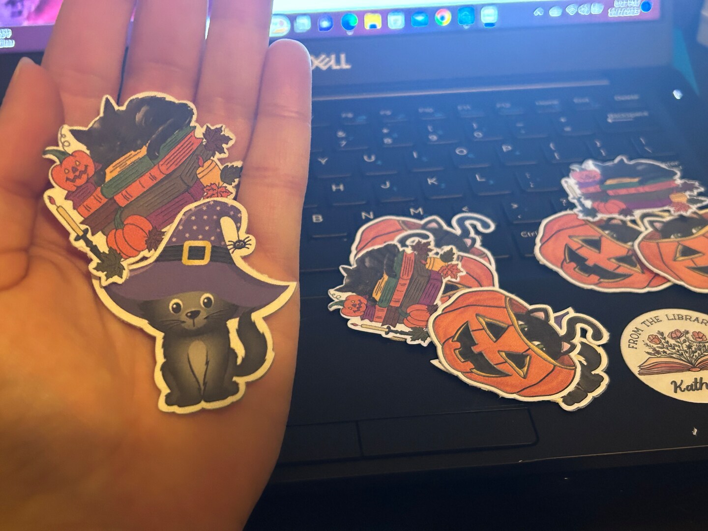 How to make beginner stickers using a Cricut image 7
