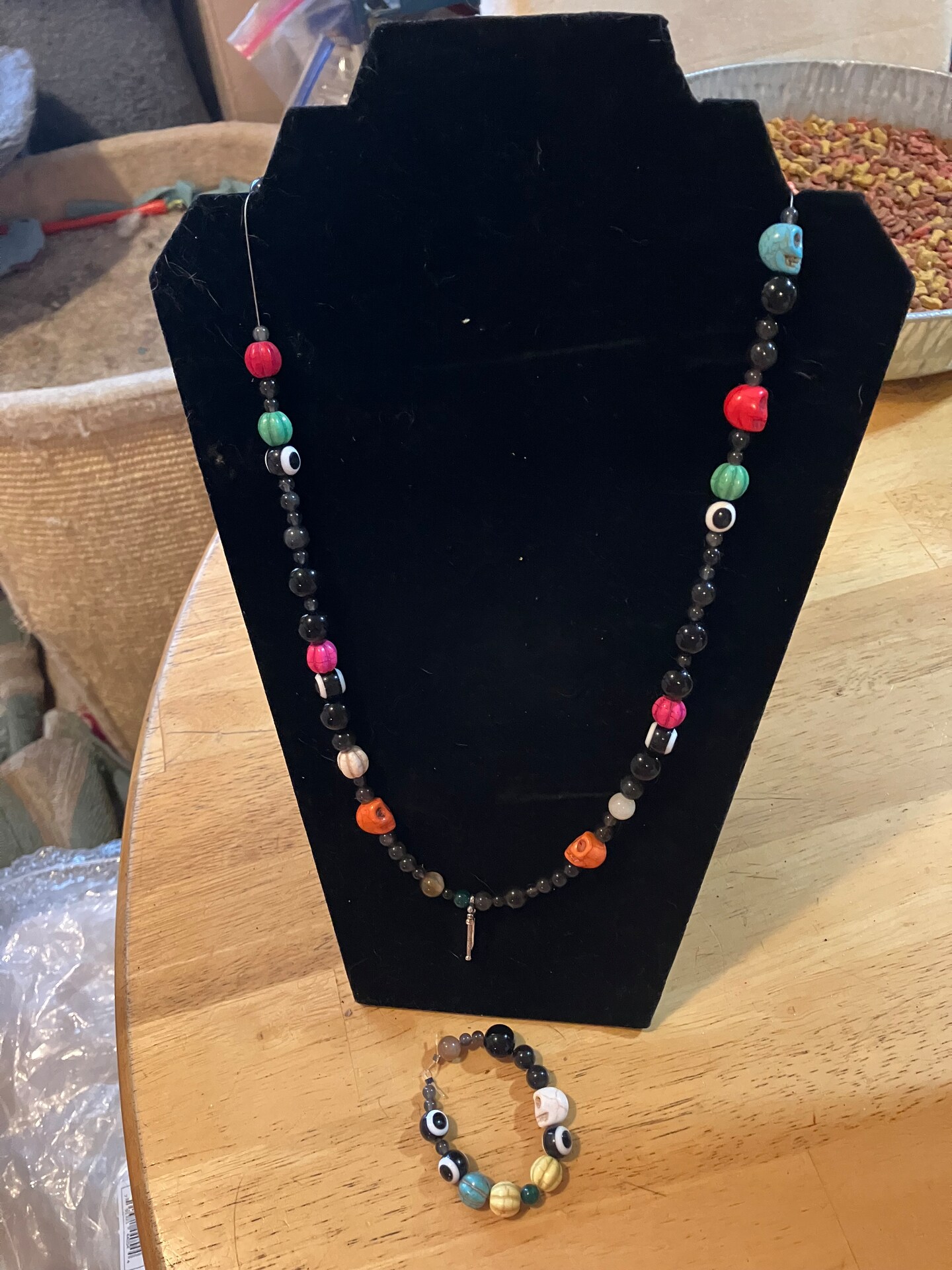 Handmade necklace store and bracelet set