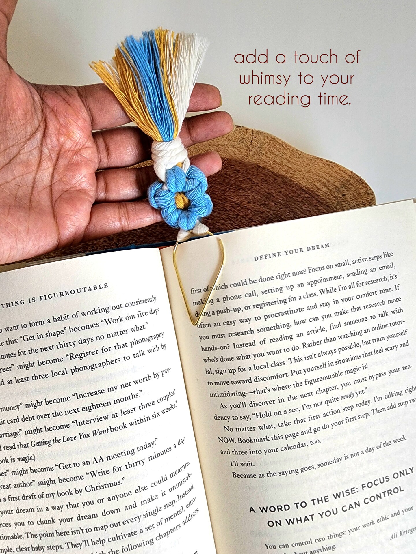 Macrame Daisy Flowers Bookmark Charm, Handmade Book Accessory, Boho