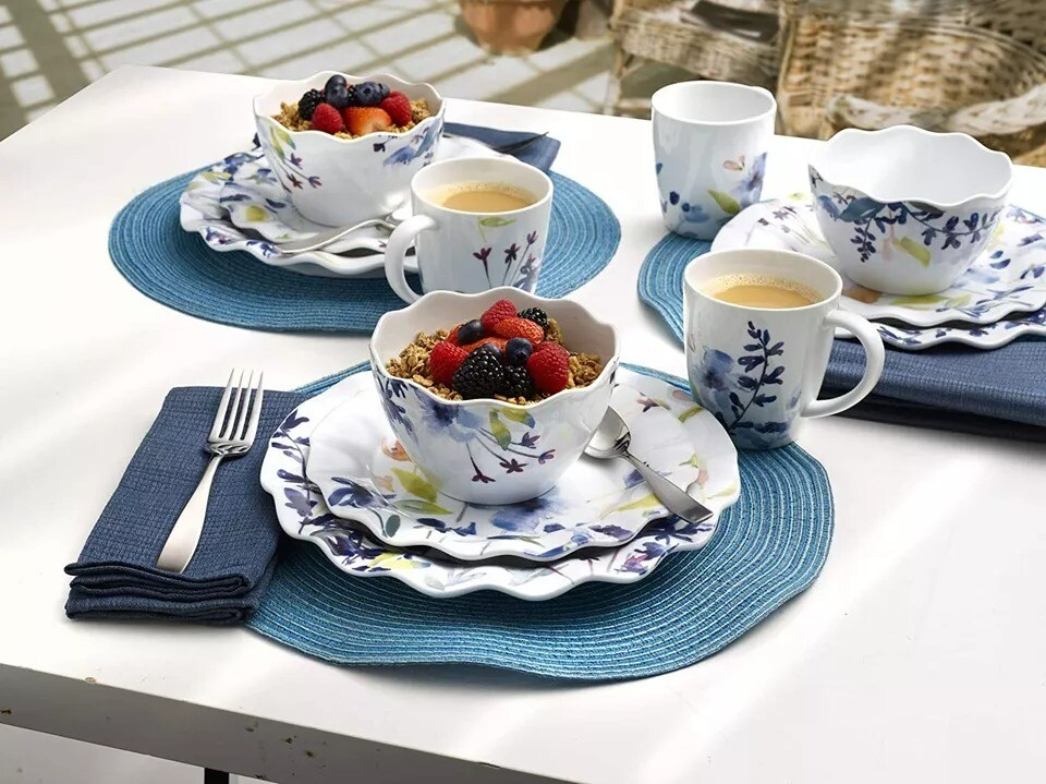 Fitz and Floyd Floral Splash 16-Piece Dinnerware Set, Assorted