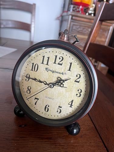 K&#xF6;nigswerk Vintage Analog Alarm Clock, 5.25 inch Small Silent Desk Clock with Night Light, Battery Operated for Table, Bedroom, Bedside, Living Room, Room Decor (Classic)