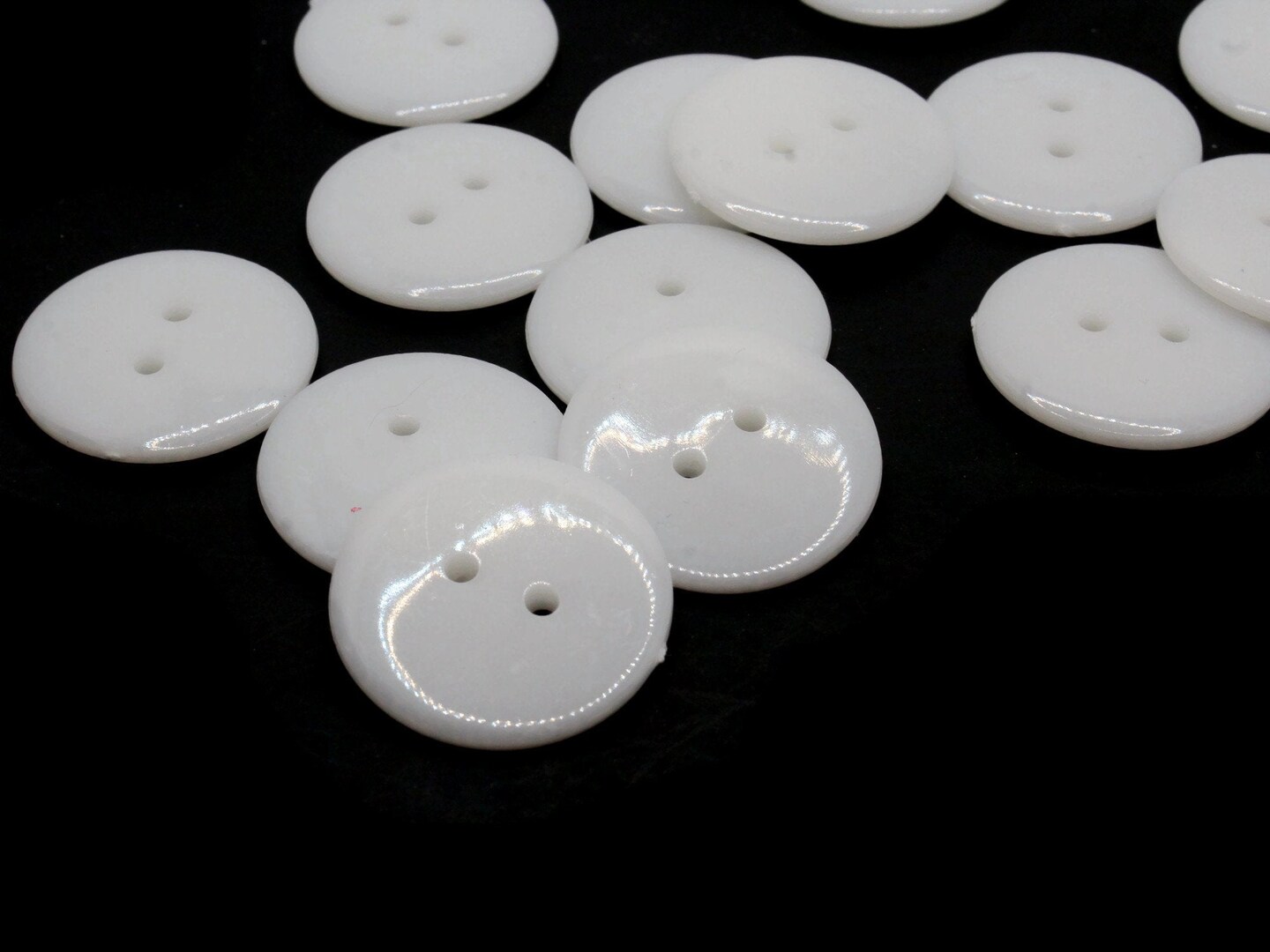 15 24mm White Flat Round Plastic Two Hole Buttons