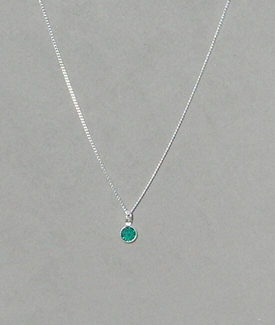 Singer May Emerald Birthstone Angel Wing Sterling Silver Necklace