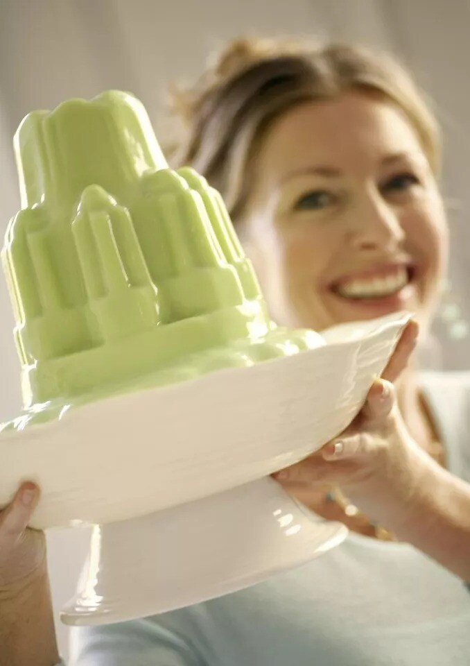 Portmeirion Sophie Conran White Porcelain Footed Comport, 9 Inch, Serving Dish