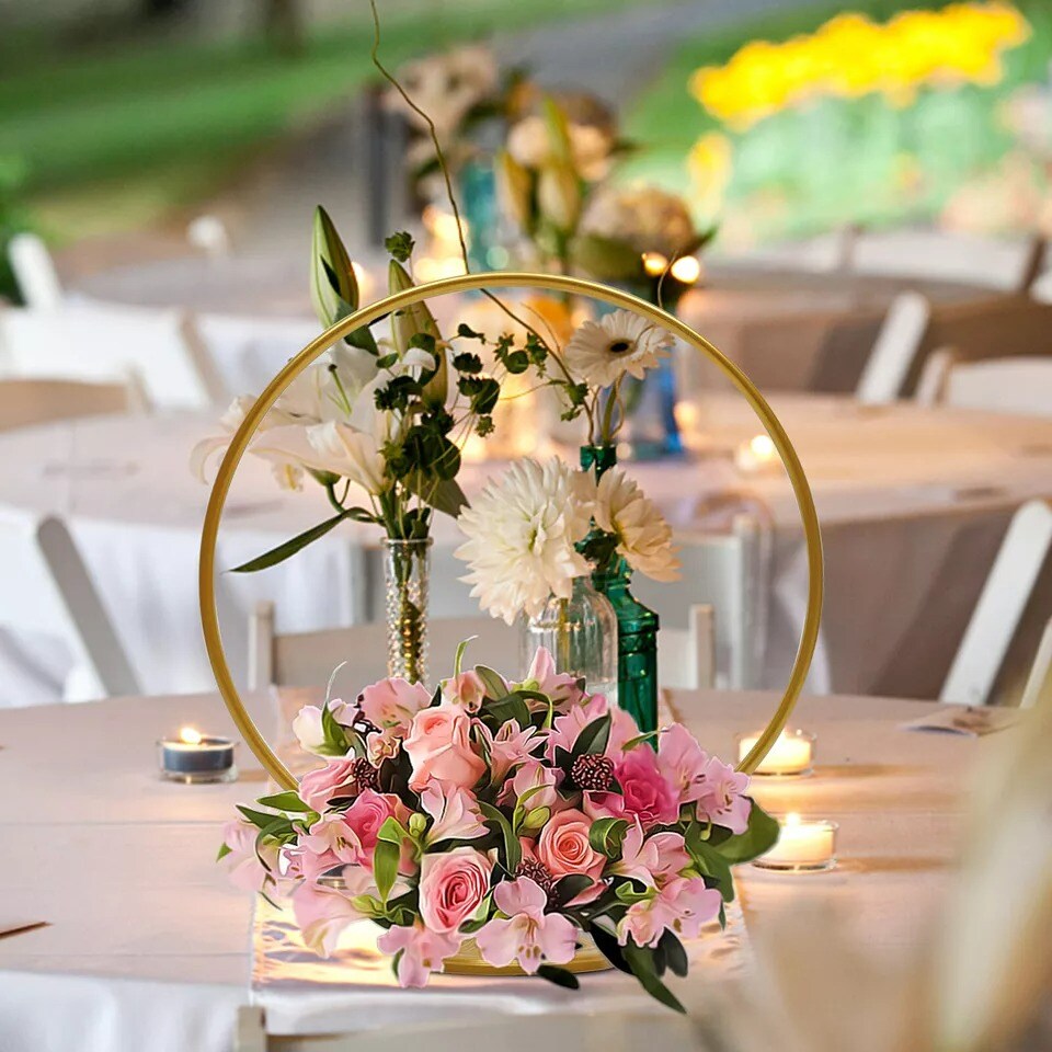 19.6&#x22; Metal Wedding Floral Hoop Wreath Circle Table Decoration Flower Stand