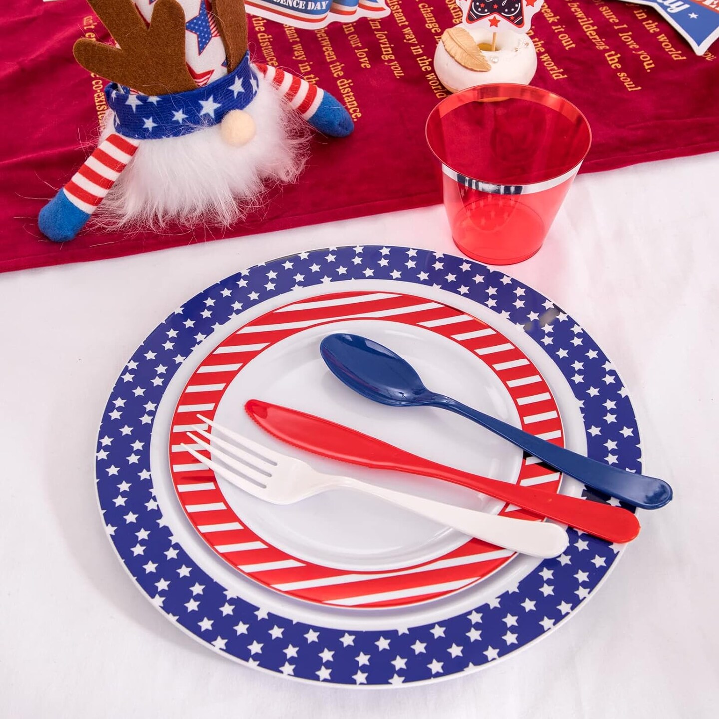 180-Pieces American Flag Dinnerware Set